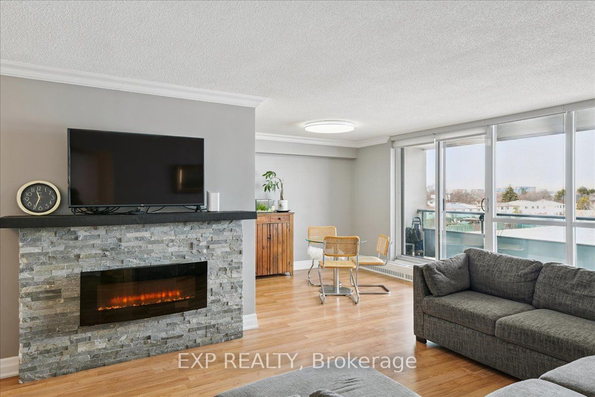Residential in Toronto W09 3