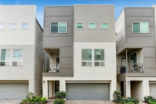 307 Eado Park Cir, Houston, TX, 77020-3269 | Card Image