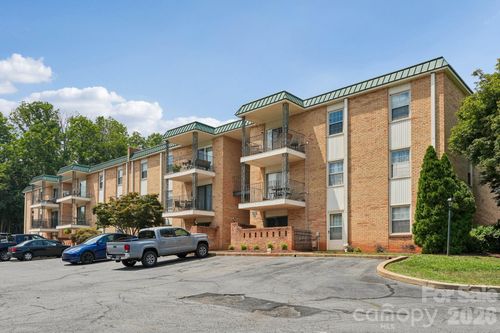 4736 Hedgemore Dr, Charlotte, NC, 28209-3038 | Card Image