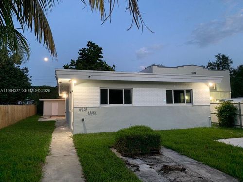 6801 Nw 2nd Ct, Miami, FL, 33150-4039 | Card Image