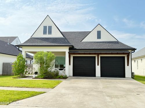 200 Windmill Palm Ln, Youngsville, LA, 70592-5076 | Card Image