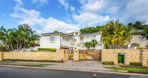 542 Ahina St, Honolulu, HI, 96816-4704 | Card Image