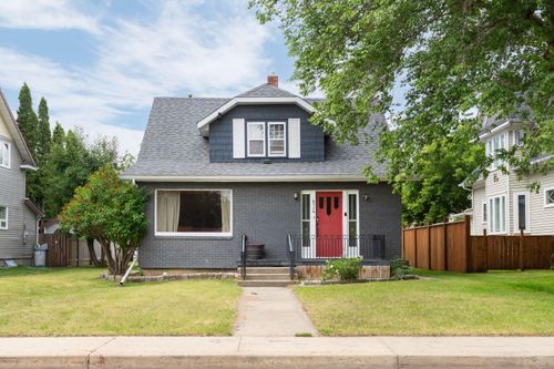 4714 48 St, Camrose, AB, T4V1L3 | Card Image