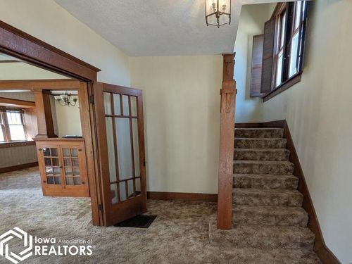 207 N Church St, Morning Sun, IA, 52640-9453 | Card Image