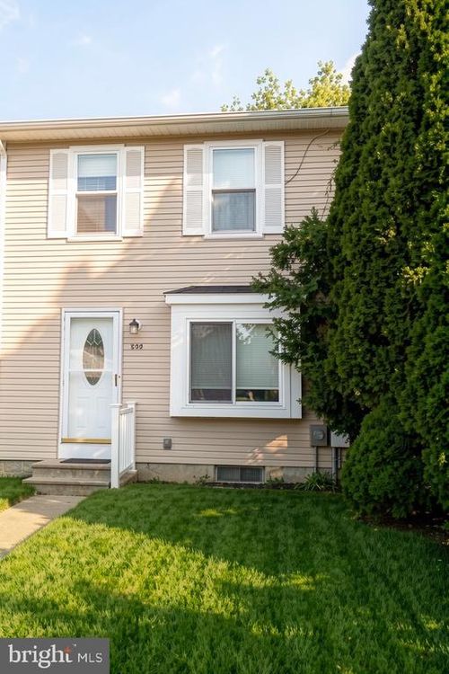 133 Farm Rd, Aberdeen, MD, 21001-1915 | Card Image