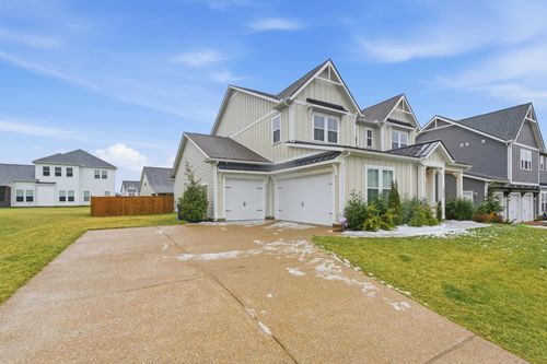 1065 Pine Creek Dr, Arrington, TN, 37014-8001 | Card Image