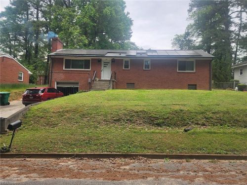 453 Forest Lane, Petersburg, VA, 23805 | Card Image