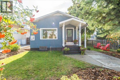 1918 Main St, Fruitvale, BC, V0G1L1 | Card Image