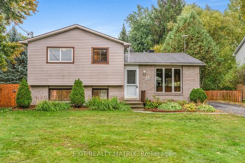 29 Louise Cres, Embrun, ON, K0A1W0 | Card Image