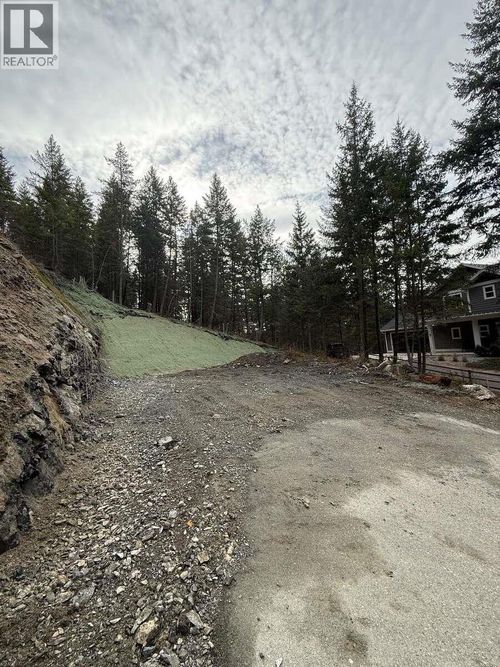 7 Garmisch Rd, Vernon, BC, V1H2K1 | Card Image