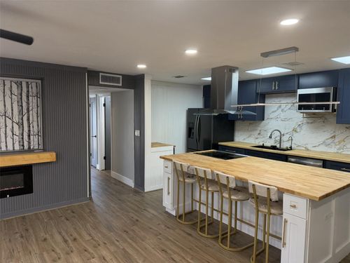 118c-4315 Aegean Dr, TAMPA, FL, 33611-2406 | Card Image