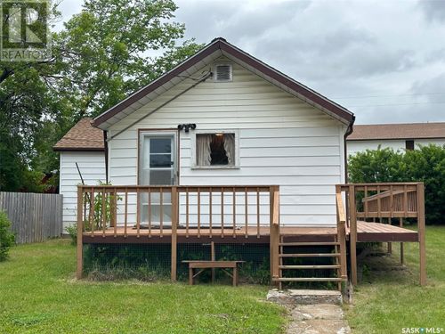 206 Prince St, Hudson Bay, SK, S0E0Y0 | Card Image