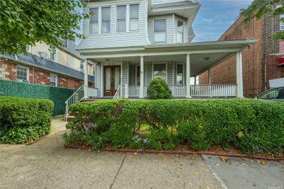 91-49 116th Street, Home with 6 bedrooms, 3 bathrooms and 1 parking in Richmond Hill NY | Image 2