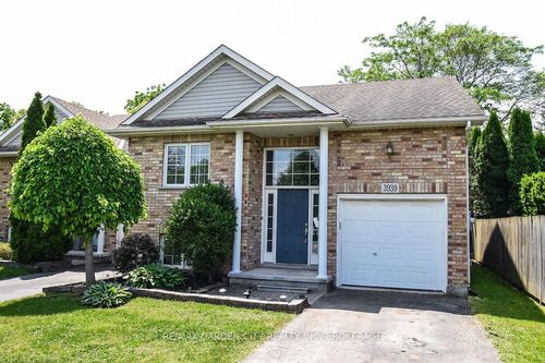 3939 Azalea Cres, Vineland, ON, L0R2C0 | Card Image