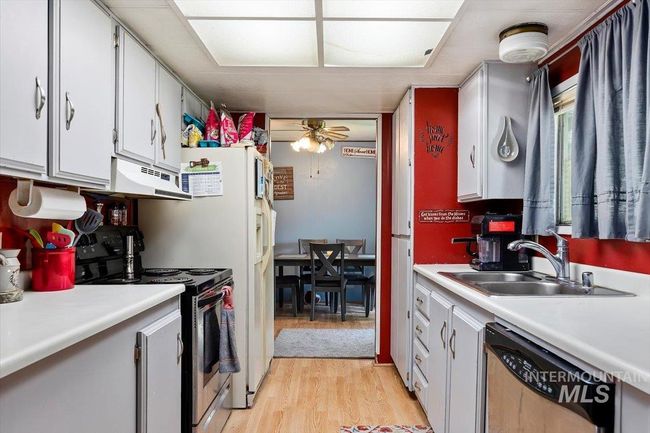 428 N 1 St St E, House other with 3 bedrooms, 2 bathrooms and null parking in Paul ID | Image 11