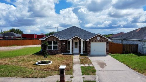 2217 Linsay Ave, Weslaco, TX, 78596-4267 | Card Image