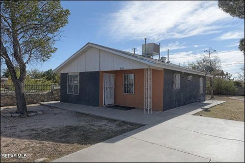 9228 Delicias Ct, El Paso, TX, 79907-6824 | Card Image