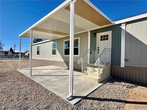 2935 E John L Ave, Kingman, AZ, 86409-2060 | Card Image
