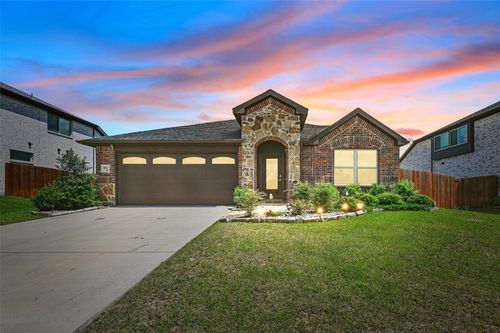 3812 Wheatland Trl, Heartland, TX, 75126-2619 | Card Image