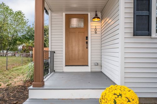 106 Glen Rd, Wilmington, MA, 01887-1822 | Card Image