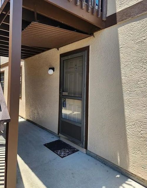 800d-4022 Beaver Ln, Port Charlotte, FL, 33952-9295 | Card Image