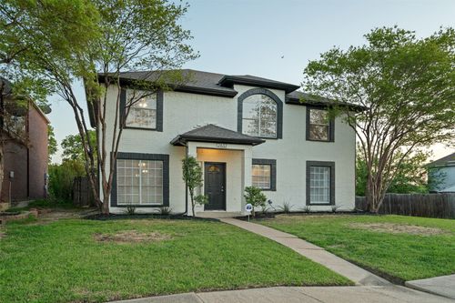 12632 Ridgeside Dr, Balch Springs, TX, 75180-4818 | Card Image