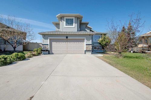 7110 90 St, Grande Prairie, AB, T8X0E1 | Card Image