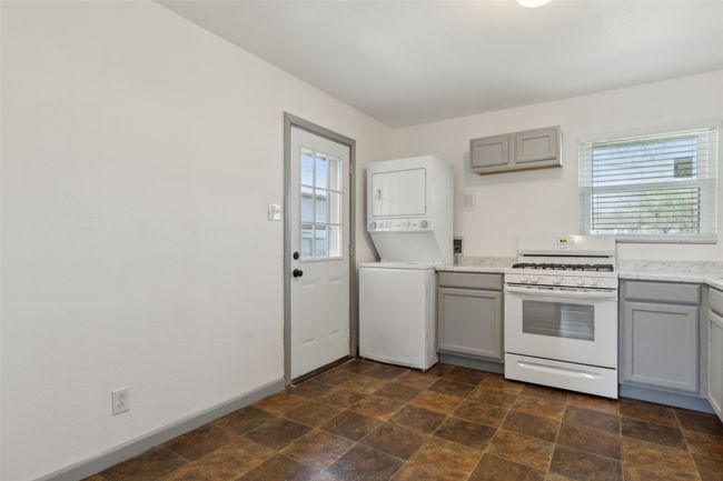7107 Oak Park Dr, House other with 2 bedrooms, 1 bathrooms and null parking in Richland Hills TX | Image 9