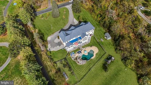 274 Pineville Rd, NEWTOWN, PA, 18940-3120 | Card Image