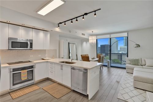apt-1402-999 Sw 1st Ave, Miami, FL, 33130-3423 | Card Image