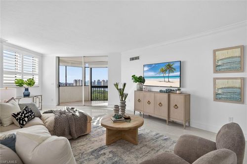 ph-e-6001 Pelican Bay Blvd, NAPLES, FL, 34108-8168 | Card Image