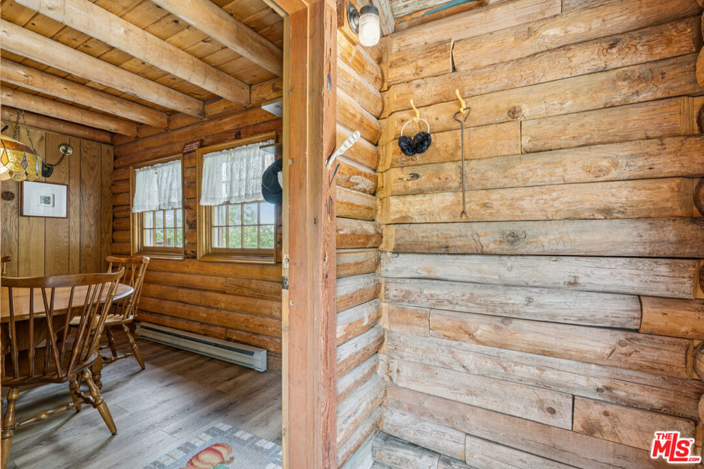 Residential Lease in Running Springs 2