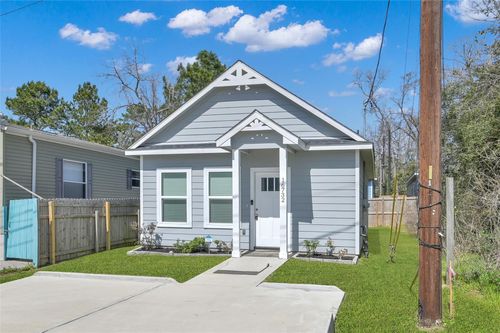 16732 E Juneau, Montgomery, TX, 77316-6734 | Card Image