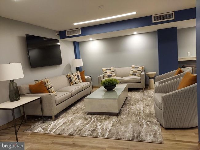 APT-1104 - 1808 Old Meadow Rd, Condo with 2 bedrooms, 2 bathrooms and null parking in MCLEAN VA | Image 22