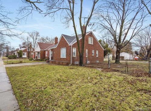 19611 Revere St, Detroit, MI, 48234-1711 | Card Image