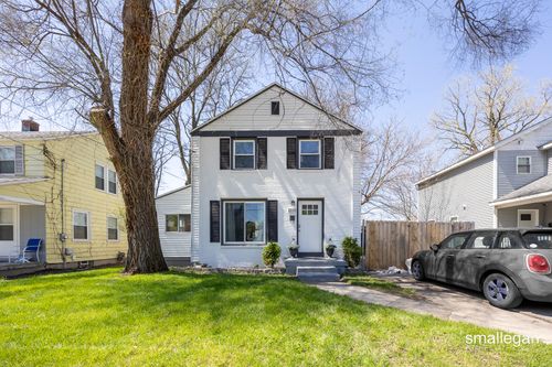 2041 Kalamazoo Ave Se, Grand Rapids, MI, 49507-4003 | Card Image