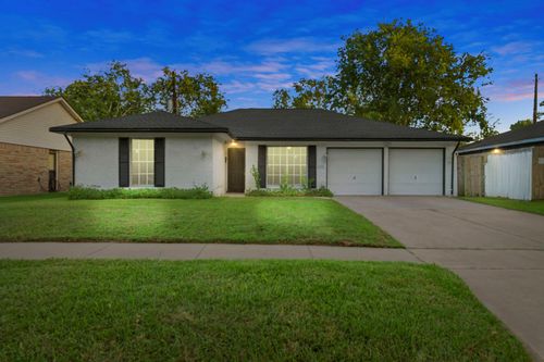 6403 Tiffany Dr, Houston, TX, 77085-3009 | Card Image