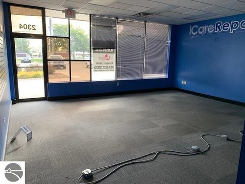 2304 S Mission St, Mt Pleasant, MI, 48858-4433 | Card Image