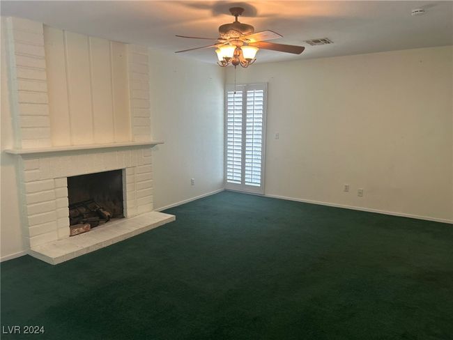 3927 Deer Haven Ct, House other with 3 bedrooms, 2 bathrooms and null parking in Las Vegas NV | Image 4