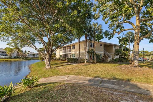 b-203-1563 Se Royal Green Cir, Port St. Lucie, FL, 34952-7674 | Card Image