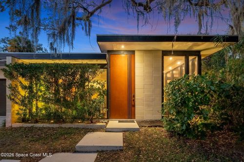 548 Old Oak St, Melbourne, FL, 32935-7039 | Card Image