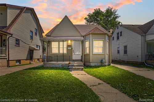 7910 Orchard Ave, Dearborn, MI, 48126-1070 | Card Image