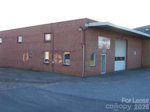 3218 Taylorsville Hwy, Statesville, NC, 28625-2965 | Card Image