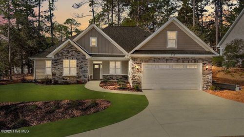 555 Lake Forest Dr Se, Pinehurst, NC, 28374-9465 | Card Image