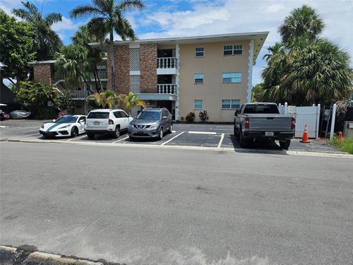 3-54 Isle Of Venice Dr, Fort Lauderdale, FL, 33301-1440 | Card Image