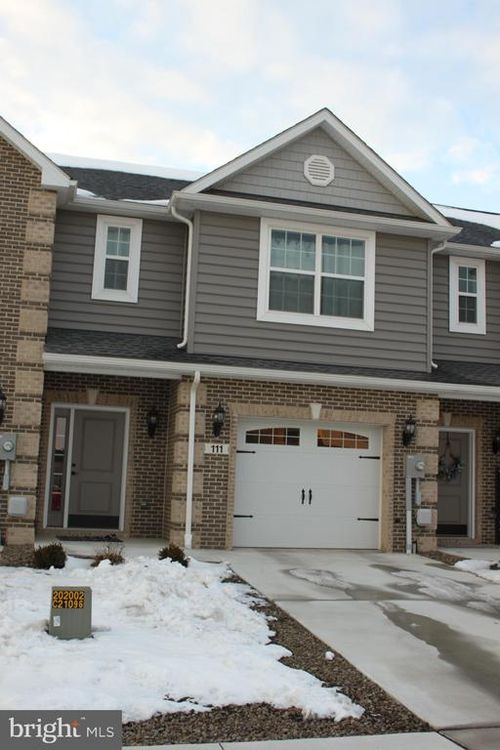 111 Delano Drive, CHAMBERSBURG, PA, 17202 | Card Image