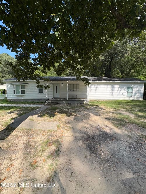 800 S Main Street, New Augusta, MS, 39462 | Card Image