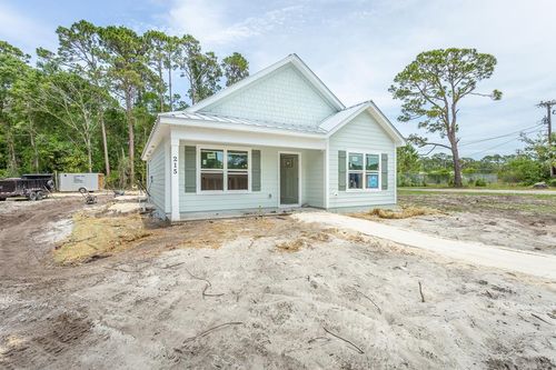 215 15th St, Apalachicola, FL, 32320-1339 | Card Image