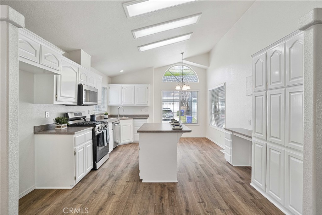 Residential in Canyon Country 4