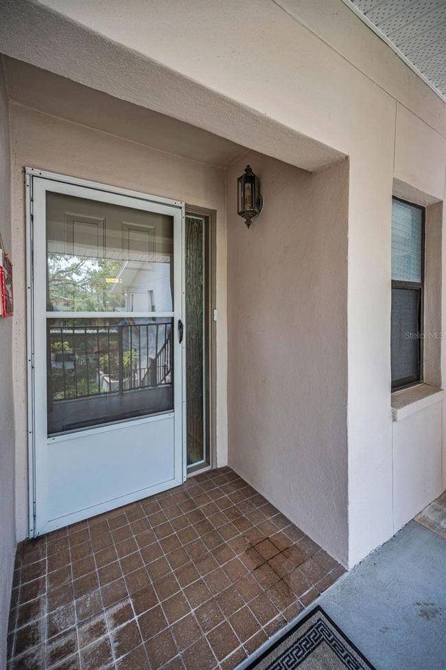 APT-200J - 300 S Florida Ave, Condo with 2 bedrooms, 2 bathrooms and null parking in TARPON SPRINGS FL | Image 6